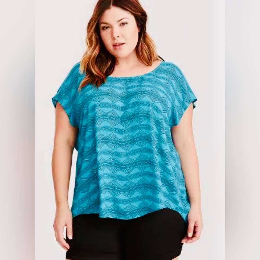 Torrid 10826424 Diamond Print Strappy Georgette Top size 2x